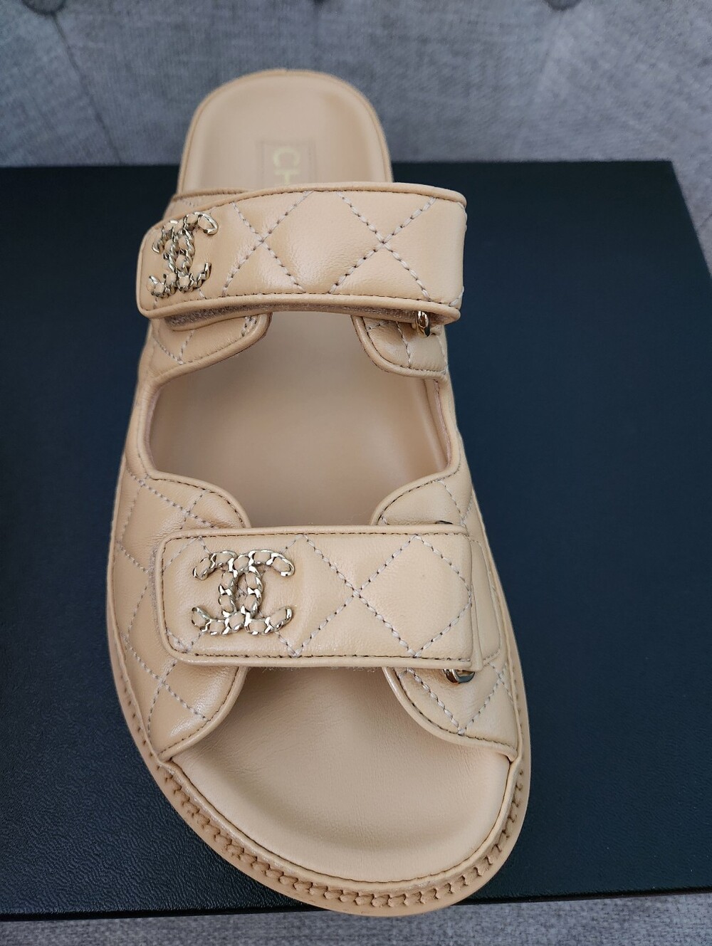 Authentic CHANEL Dad slide sandal Size 37.5 EU  BEIGE Mules Lambskin - Picture 12 of 16